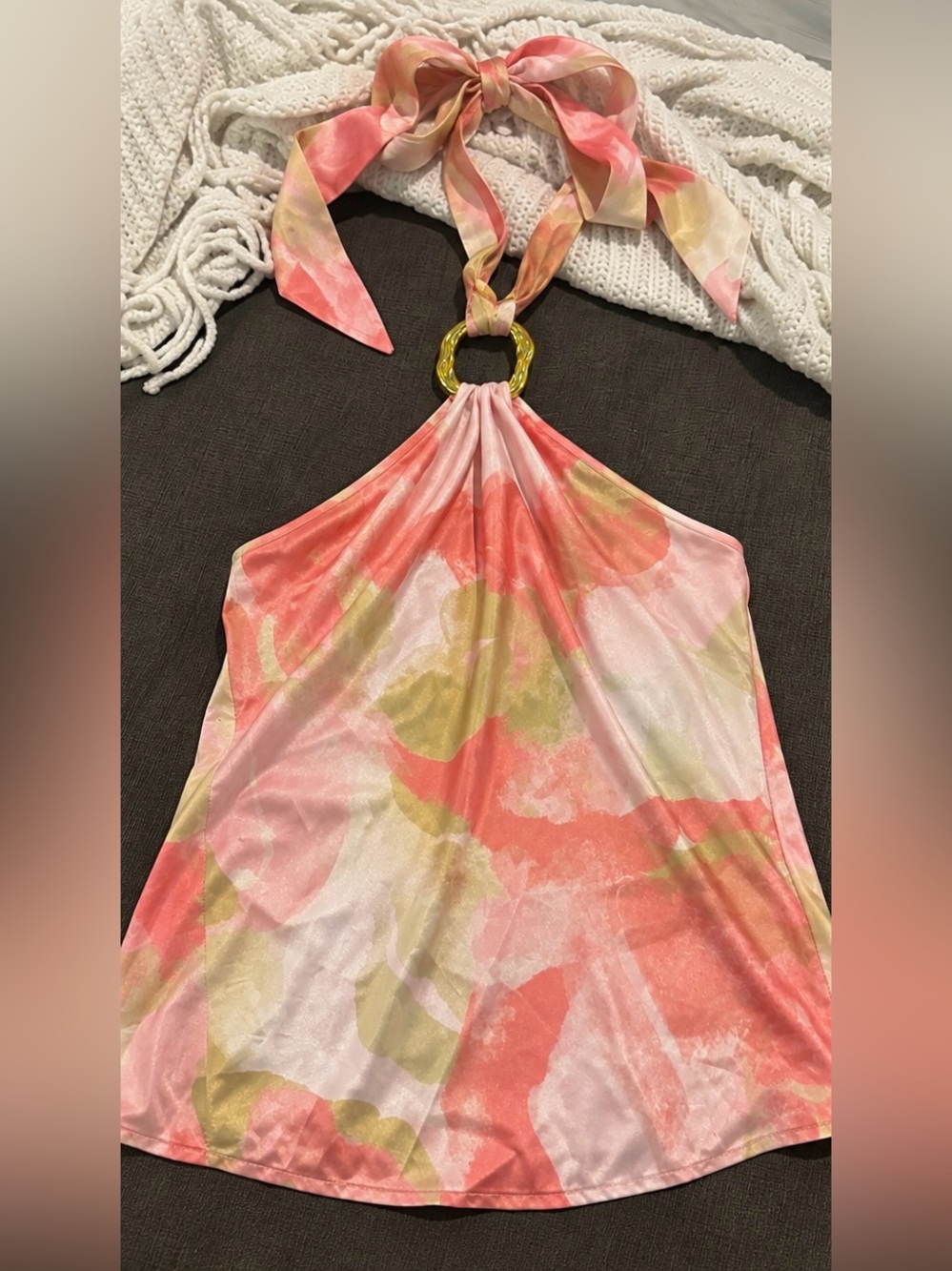 HAUTE by SHEIN Pink Floral Satin Halter Top – Size Small
